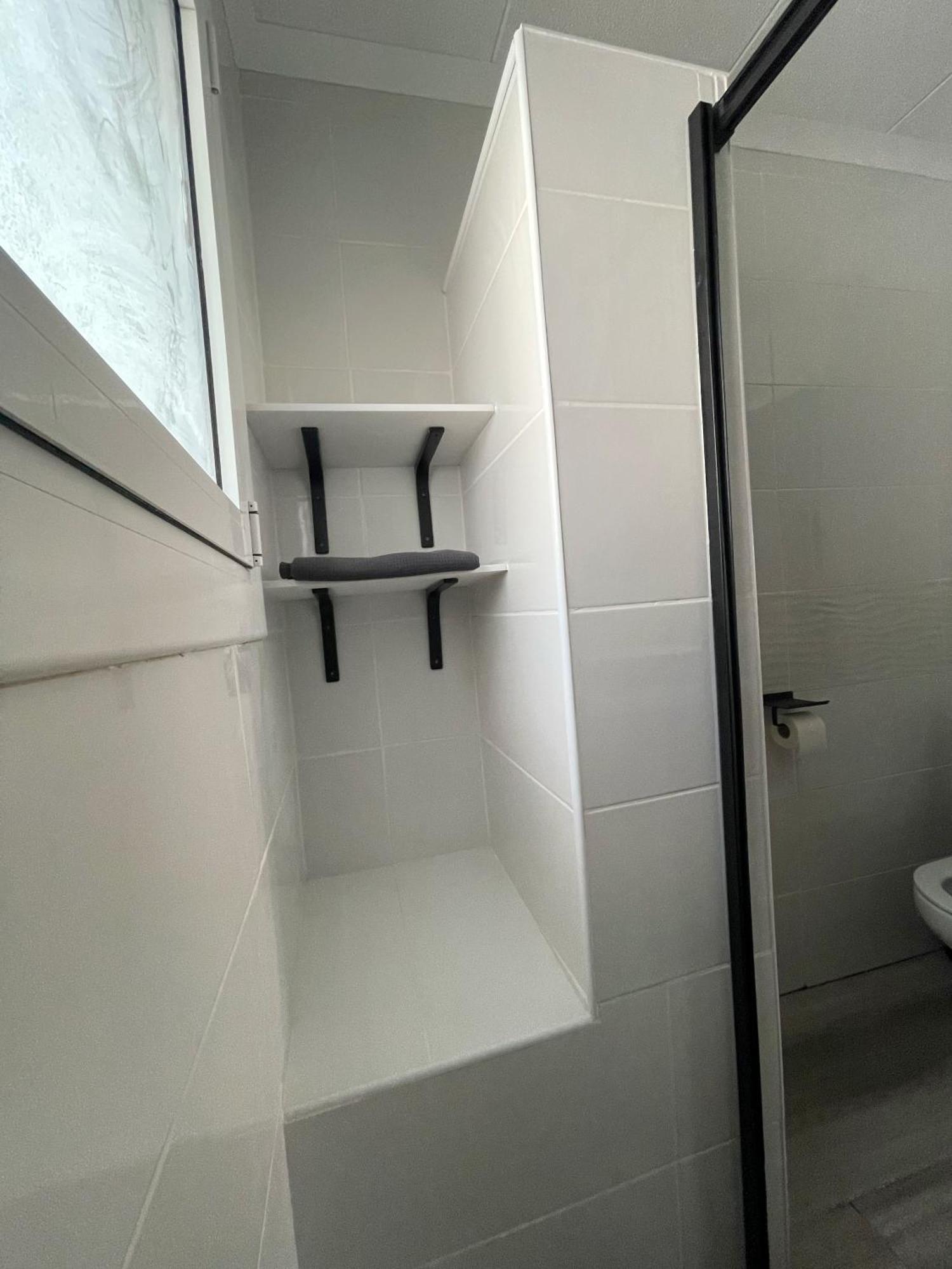 Charmante Villa Avec Piscine Dans Les Canaux Empuriabrava Εξωτερικό φωτογραφία
